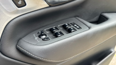 Volvo XC90 2.0 B5P [250] Ultra Dark 5dr AWD Geartronic Petrol Estate